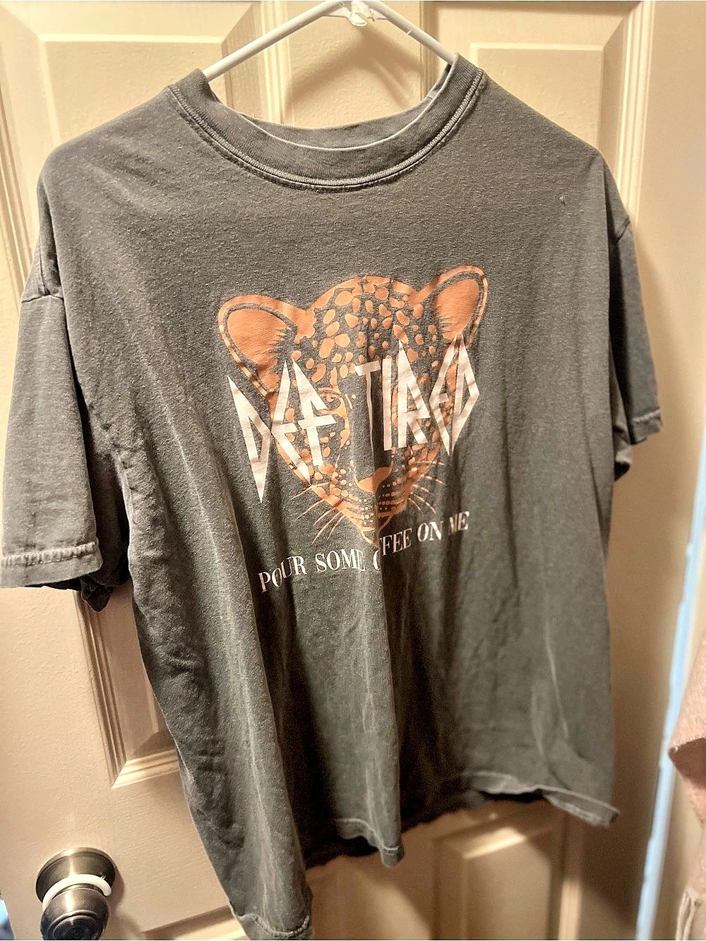 Comfort Colors Def Leppard Pour Some Sugar On Me Graphic T-Shirt Tee Gray Large